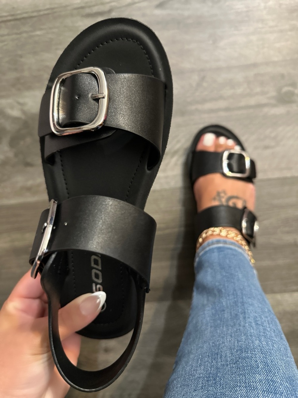 New! Chic Black Adjustable Double Buckle Platform Sandals - Picture 2 of 8